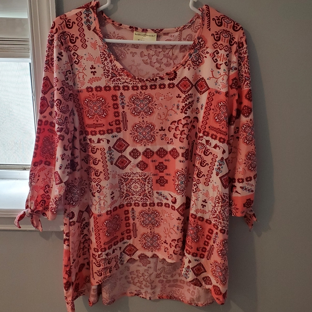 NWT Quarter Sleeve Top